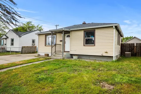 607 E Walton Ave, Spokane, WA 99207 photo 25