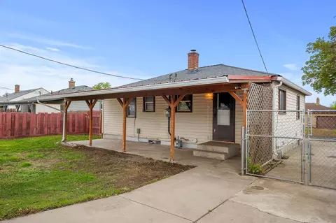 607 E Walton Ave, Spokane, WA 99207 photo 20