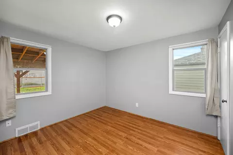 607 E Walton Ave, Spokane, WA 99207 photo 12