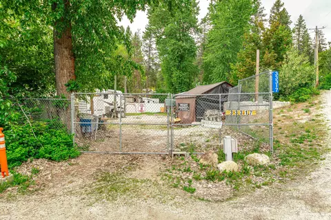 33317 Happy Dell Way, Valley, WA 99181