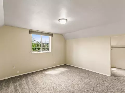 Bedroom - 2001 E Pacific Ave, Spokane, WA 99202 photo 2 of 2