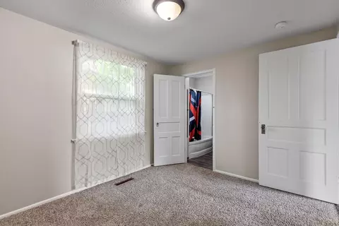 Bedroom - 1024 E Dalton Ave, Spokane, WA 99207 photo 5 of 6