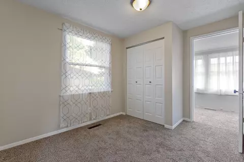 Bedroom - 1024 E Dalton Ave, Spokane, WA 99207 photo 1 of 6