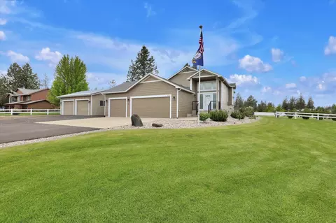 6182 Moriah Dr, Nine Mile Falls, WA 99026