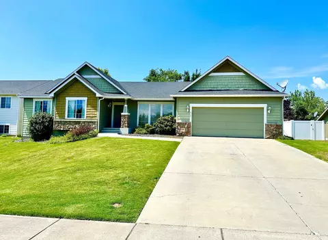 913 N Oasis Ave, Deer Park, WA 99006