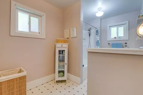 317 E 17th Ave, Spokane, WA 99203 photo 16