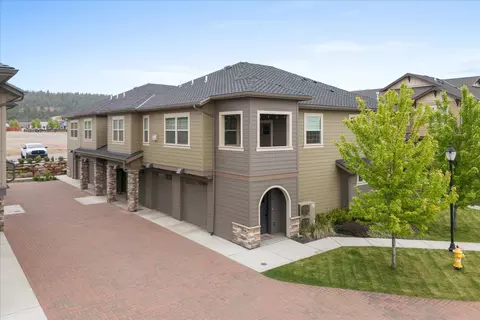 24481 E Pinnacle Ct UNIT D, Liberty Lake, WA 99019