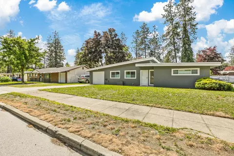 Exterior - 1704 E 37th Ave, Spokane, WA 99203 photo 5 of 5