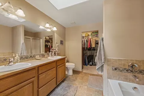 Bath - 12914 E 36th Ave, Spokane Valley, WA 99206 photo 1 of 3