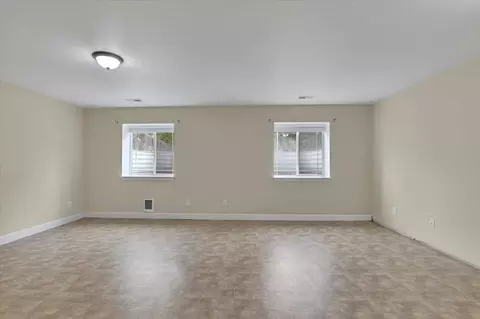 10517 E 9th Ave, Spokane Valley, WA 99206 photo 16