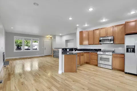10517 E 9th Ave, Spokane Valley, WA 99206 photo 6