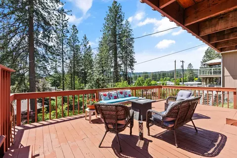 Exterior - 11510 E 20th Ave, Spokane Valley, WA 99206 photo 9 of 14