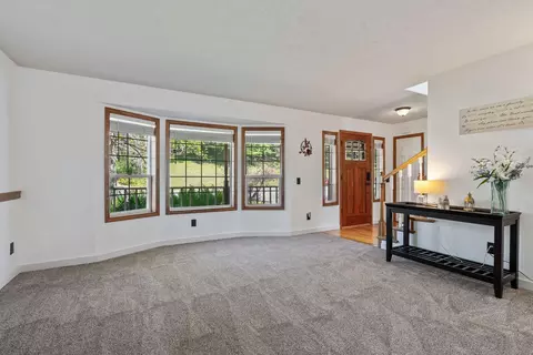 Living - 11510 E 20th Ave, Spokane Valley, WA 99206 photo 1 of 4