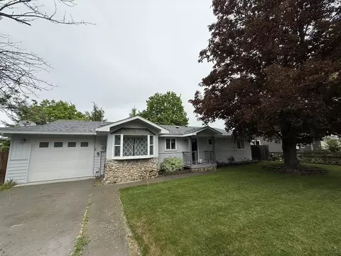 220 W Evergreen Dr, Kettle Falls, WA 99141