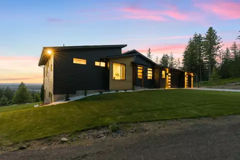 5101 S Girard Ln, Spokane, WA 99223