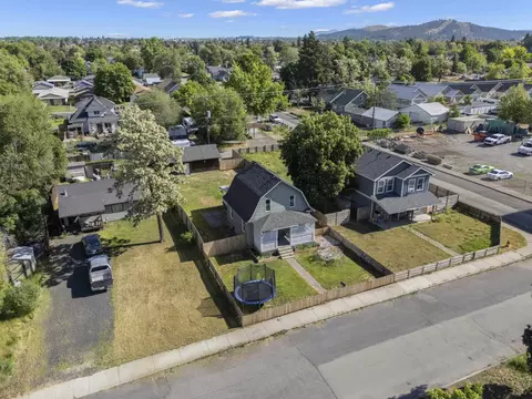 2127 E Mallon Ave, Spokane, WA 99201 photo 34