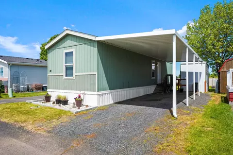 10510 W Richland Rd #39, Cheney, WA 99004