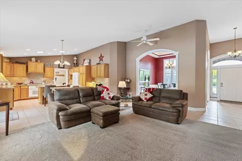 909 E Golden Ct, Spokane, WA 99208 photo 7