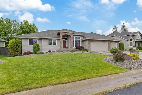 909 E Golden Ct, Spokane, WA 99208 photo 2