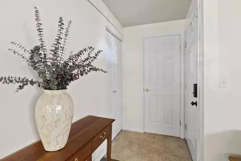 Entry Way - 112 E Weile Ave UNIT 1, Spokane, WA 99208 photo 1 of 1