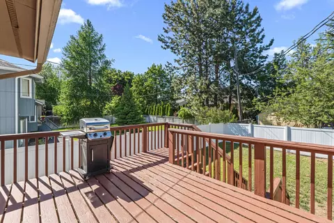 3911 E 33rd Ave, Spokane, WA 99223 photo 23