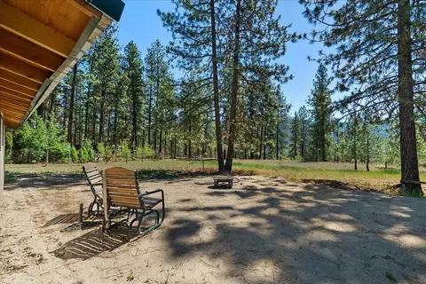 Exterior - 5 Crestview Rd, Kettle Falls, WA 99141 photo 6 of 14