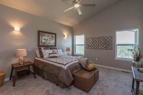 Bedroom - 207 E Wandermere Heights Ln, Spokane, WA 99208 photo 1 of 3