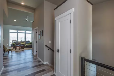 Entry Way - 207 E Wandermere Heights Ln, Spokane, WA 99208 photo 2 of 2