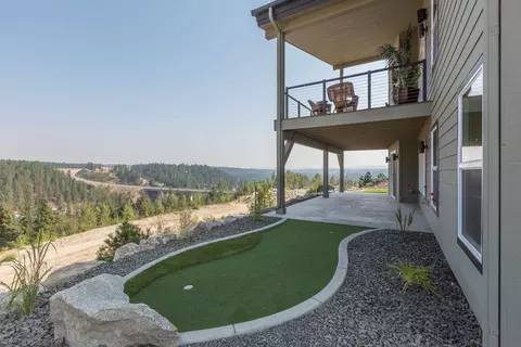 Exterior - 207 E Wandermere Heights Ln, Spokane, WA 99208 photo 6 of 6