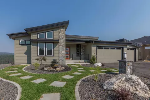 207 E Wandermere Heights Ln, Spokane, WA 99208