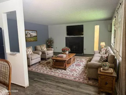 Living - 2124 E 7th Ave #2126 E. 7TH, Spokane, WA 99202 photo 3 of 4