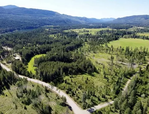 Nka Peaceful Ln, Ione, WA 99139