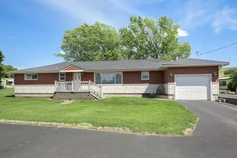 609 S Whitman St, Lacrosse, WA 99143