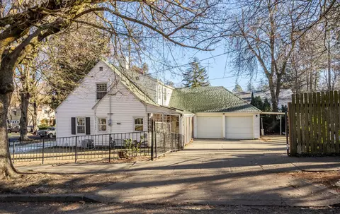 704 E 20th Ave, Spokane, WA 99203 photo 38