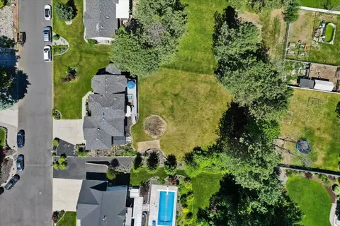 View/Area - 4510 E Bixel Ct, Mead, WA 99021 photo 2 of 5