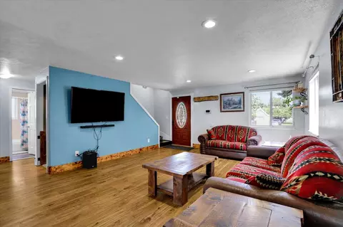 Living - 7312 Euclid Ave, Spokane Valley, WA 99212 photo 1 of 2