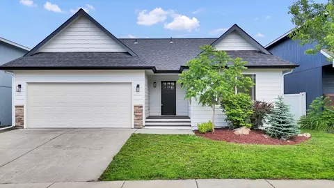 415 S Mckee St, Spokane Valley, WA 99016