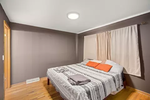 Bedroom - 3225 E 16th Ave, Spokane, WA 99223 photo 5 of 9