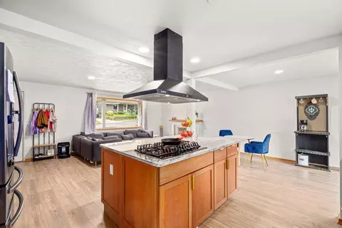 Kitchen - 3225 E 16th Ave, Spokane, WA 99223 photo 3 of 5