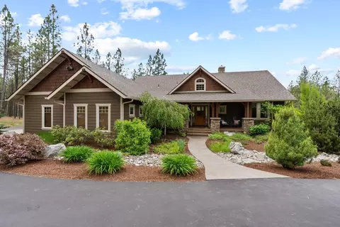 1122 E Hangman Ln, Spokane, WA 99224