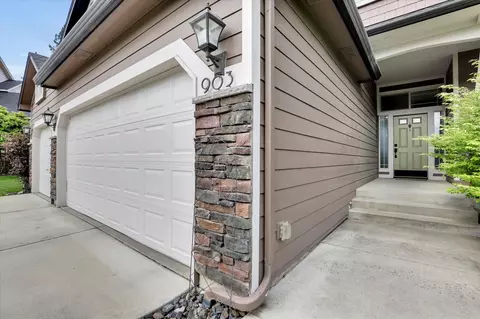 903 E Harding Ct, Spokane, WA 99218 photo 3