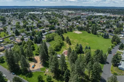 View/Area - 711 E Cascade Pl, Spokane, WA 99208 photo 7 of 7