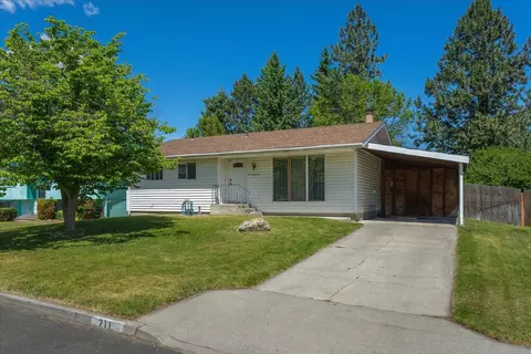 711 E Cascade Pl, Spokane, WA 99208