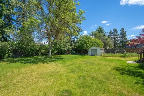 Exterior - 711 E Cascade Pl, Spokane, WA 99208 photo 10 of 14