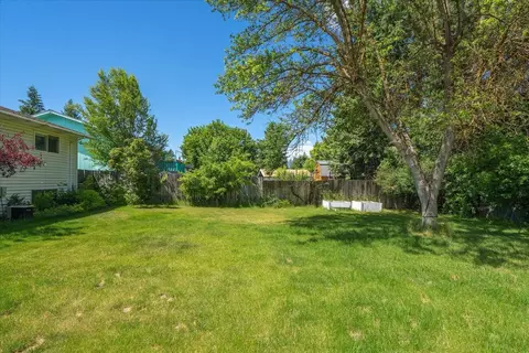 Exterior - 711 E Cascade Pl, Spokane, WA 99208 photo 14 of 14