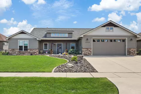 1002 N High Desert Dr, Deer Park, WA 99006