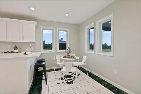Dining - 609 E Wild Rose Rd, Colbert, WA 99005 photo 3 of 5