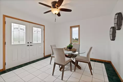 Dining - 609 E Wild Rose Rd, Colbert, WA 99005 photo 4 of 5