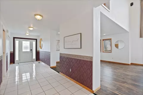 Entry Way - 609 E Wild Rose Rd, Colbert, WA 99005 photo 2 of 4