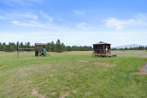 Exterior - 609 E Wild Rose Rd, Colbert, WA 99005 photo 5 of 9
